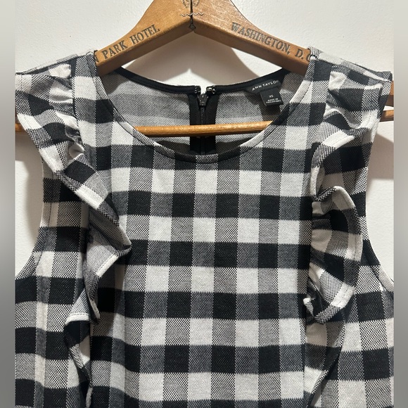 Gingham top with ruffles by Ann Taylor. - Picture 3 of 3